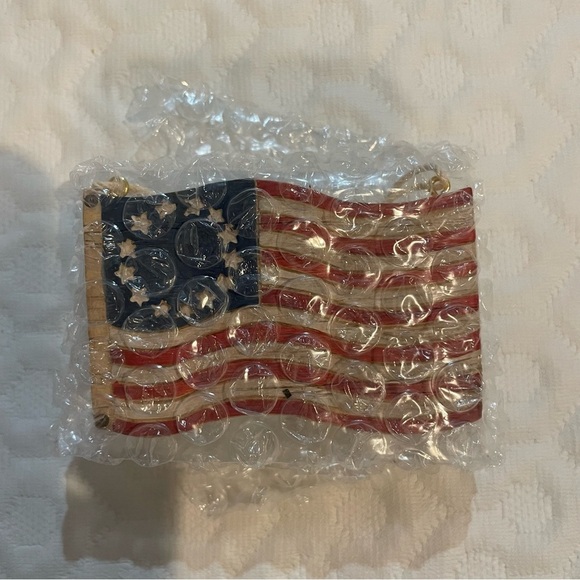 Vintage Hallmark Keepsake Ornament- America For Me Colonial Flag Includes Box - Picture 5 of 6